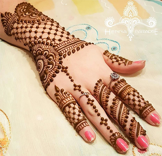 Beautiful hand jewellery henna Mehndi design Tutorial - Naush Artistica -  YouTube