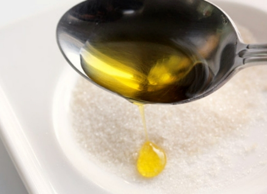 Sugar with olive oil