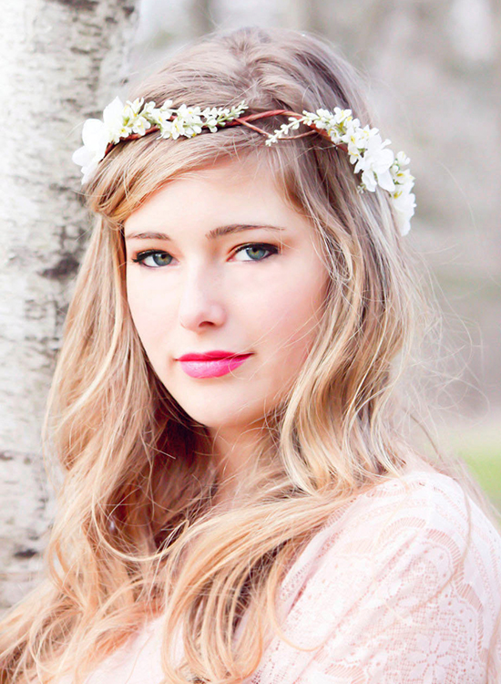 15 Hairstyles with Flower Crowns for Wedding - Pretty Designs