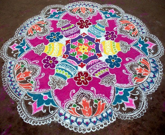 30 Latest Sankranthi Rangoli Designs For 2019 Girlicious Beauty There are muggulu designs with dots and sometimes small muggulu designs without dots. 30 latest sankranthi rangoli designs