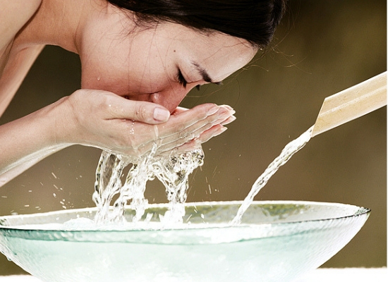 Hard water for acne