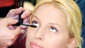 mascara