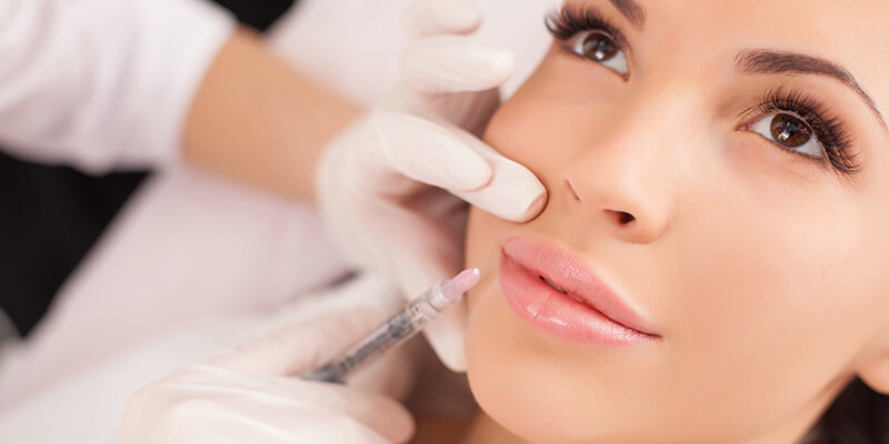 Dermal Fillers: What Are They and How to Get This Treatment?