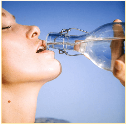 6 Benefits of Drinking Water for A Healthy Skin