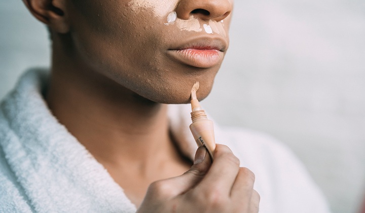 How to Stop Your Foundation From Oxidizing and Getting Dark? ?>