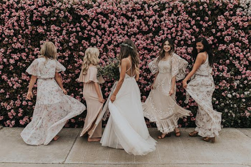 Modern Bridesmaid Dresses | Ultimate Buying Guide