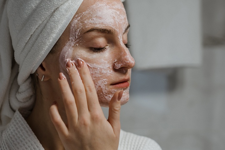 Unique Skin Care Tips for Every Women ?>